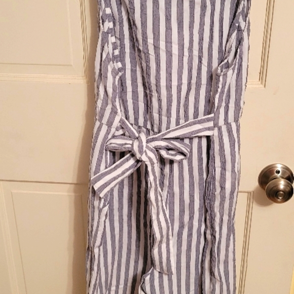 Romper - Picture 1 of 4